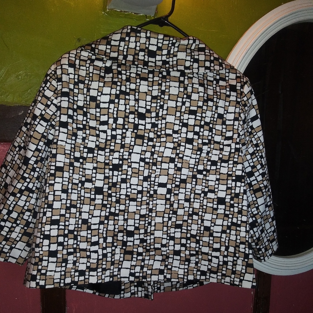 Jacket - Picture 4 of 4